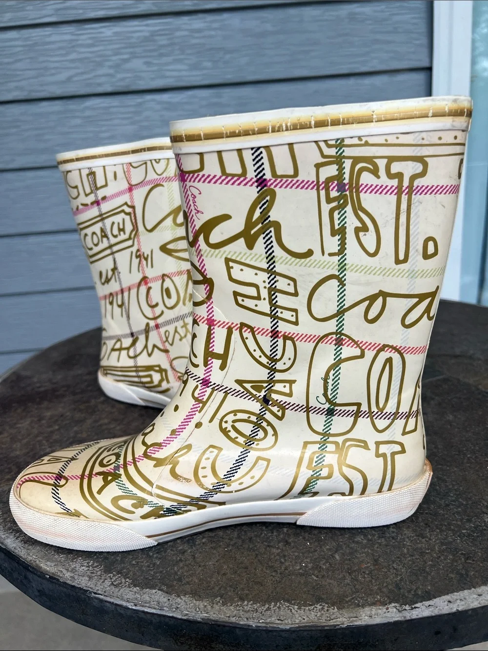 Coach Ursula Plaid & Gold Graffiti Waterproof Rain Boots Size 8